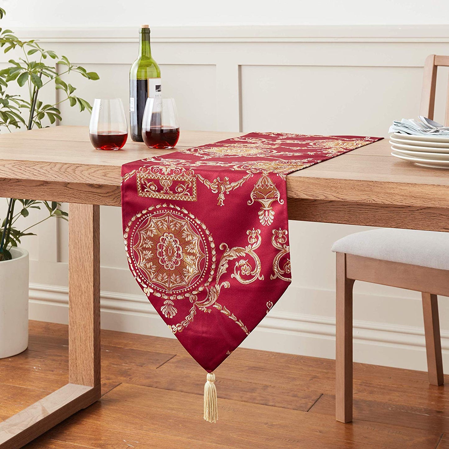 Prestige Damask Decorative Table Runner