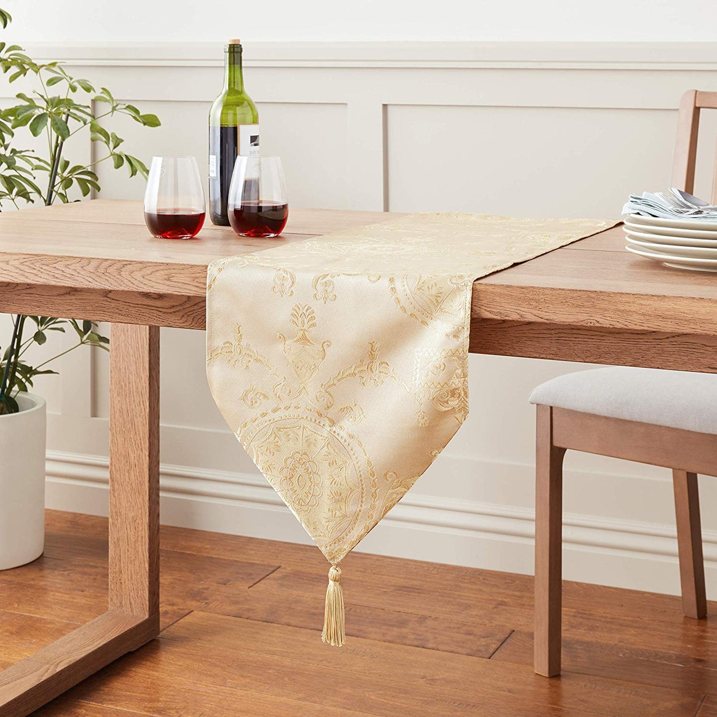 Prestige Damask Decorative Table Runner