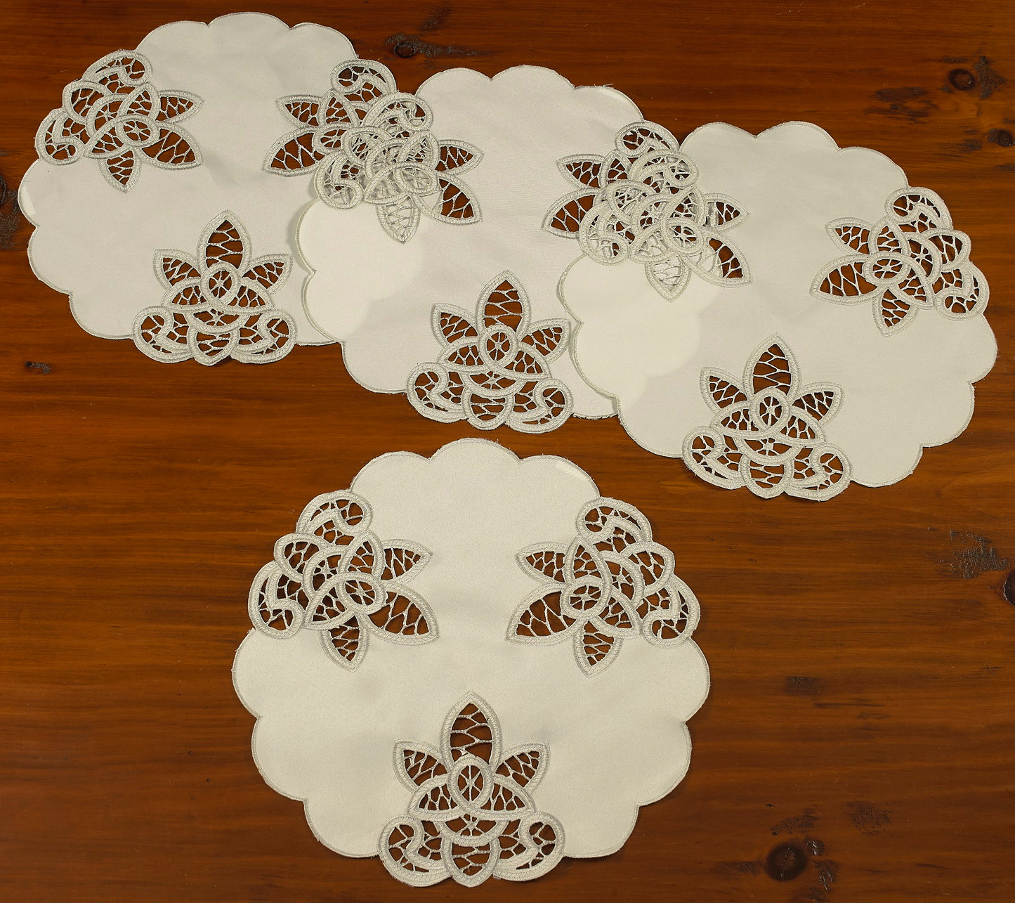 Betenburg Cutwork Decorative Place Mats