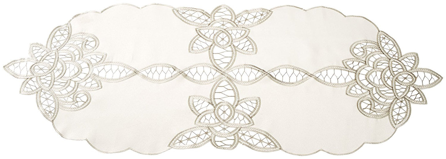 Betenburg Cutwork Decorative Place Mats