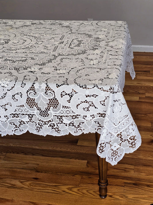 5801 Vintage Venice Lace Tablecloths