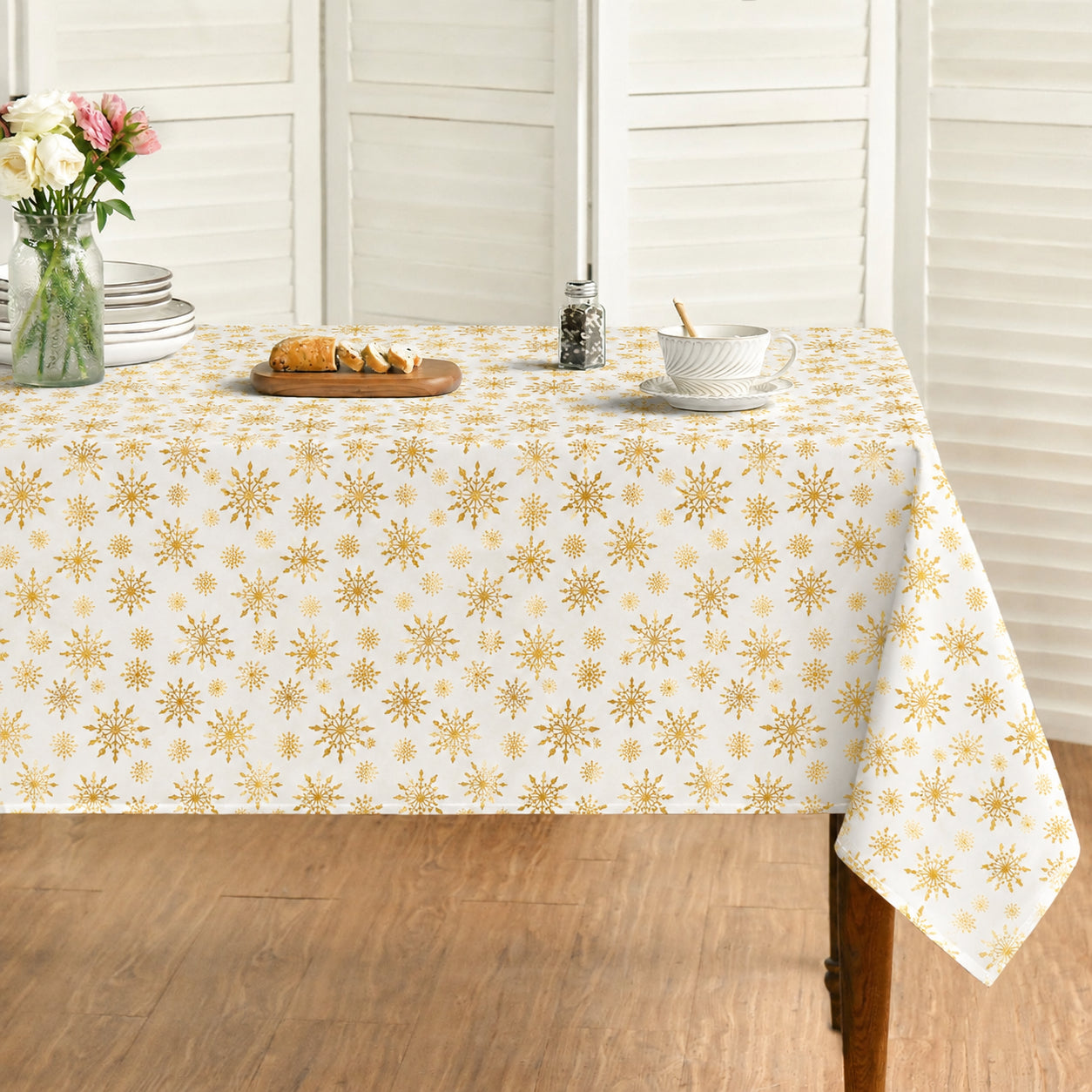 Seasonal Xmas Christmas Holiday European Stars Winter Snowflakes Solid White Pattern Tablecloths