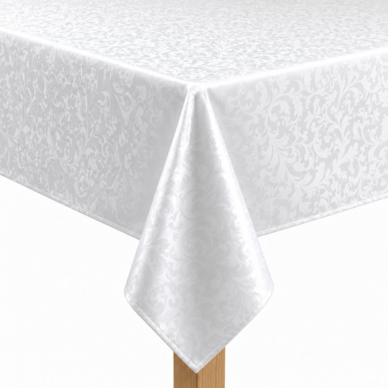 Violet Linen Signature Floral Patern Tablecloths