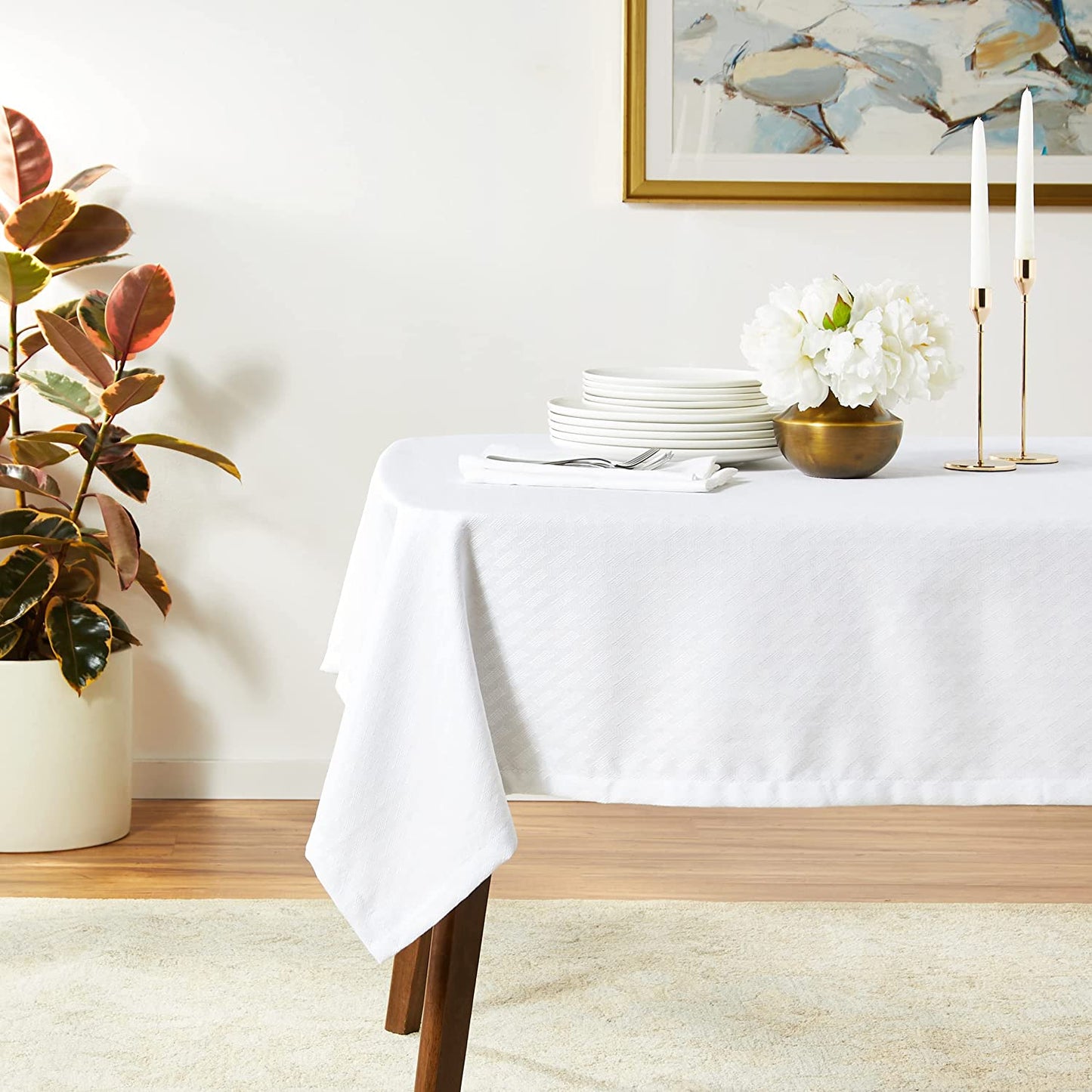 Violet Linen European Novelties Ribbed Striped Pattern, Polyester Woven Jacquard, Dining Room, Party Banquet and Holiday, White, Rectangular Tablecloths