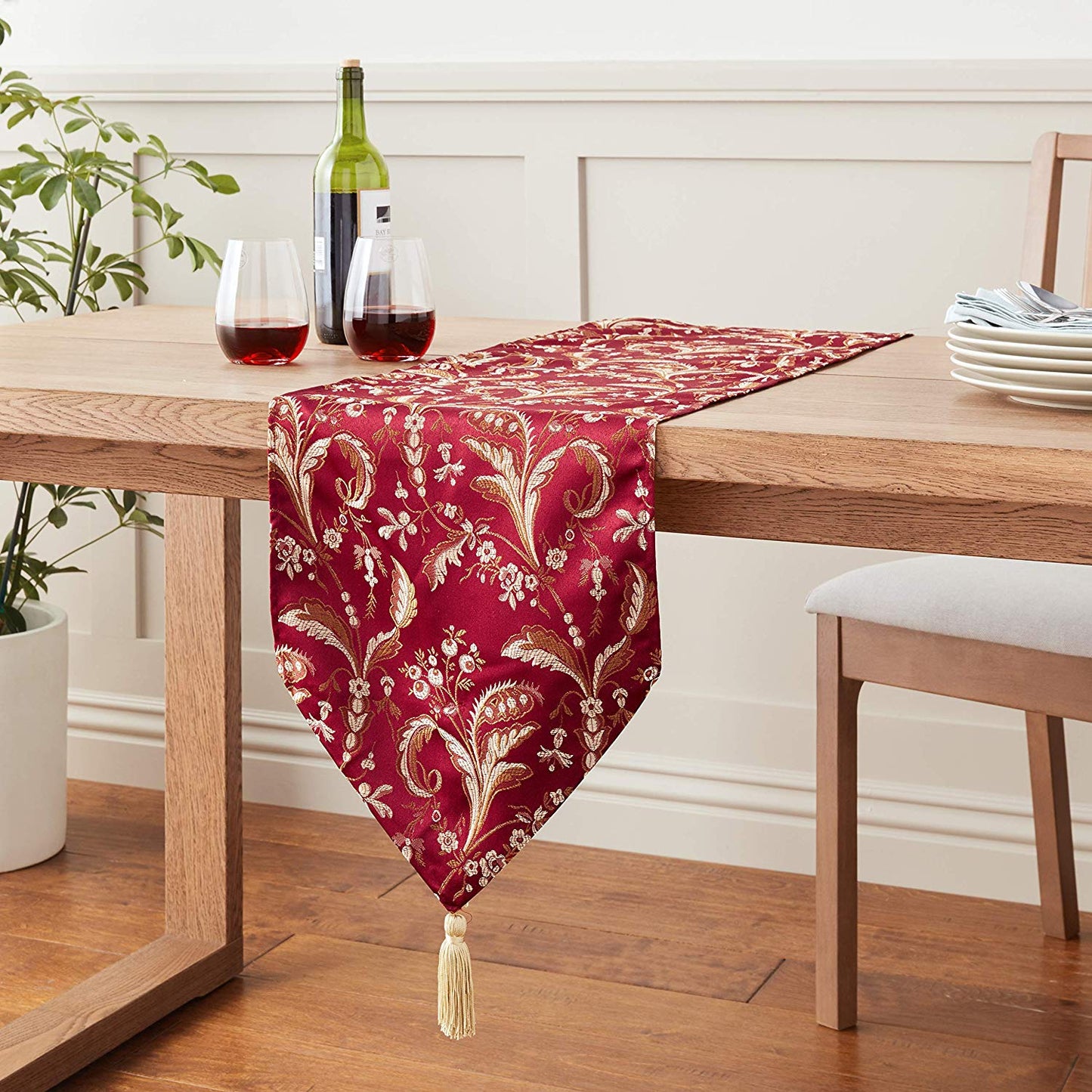 Luxury Damask Decorative Table Runner