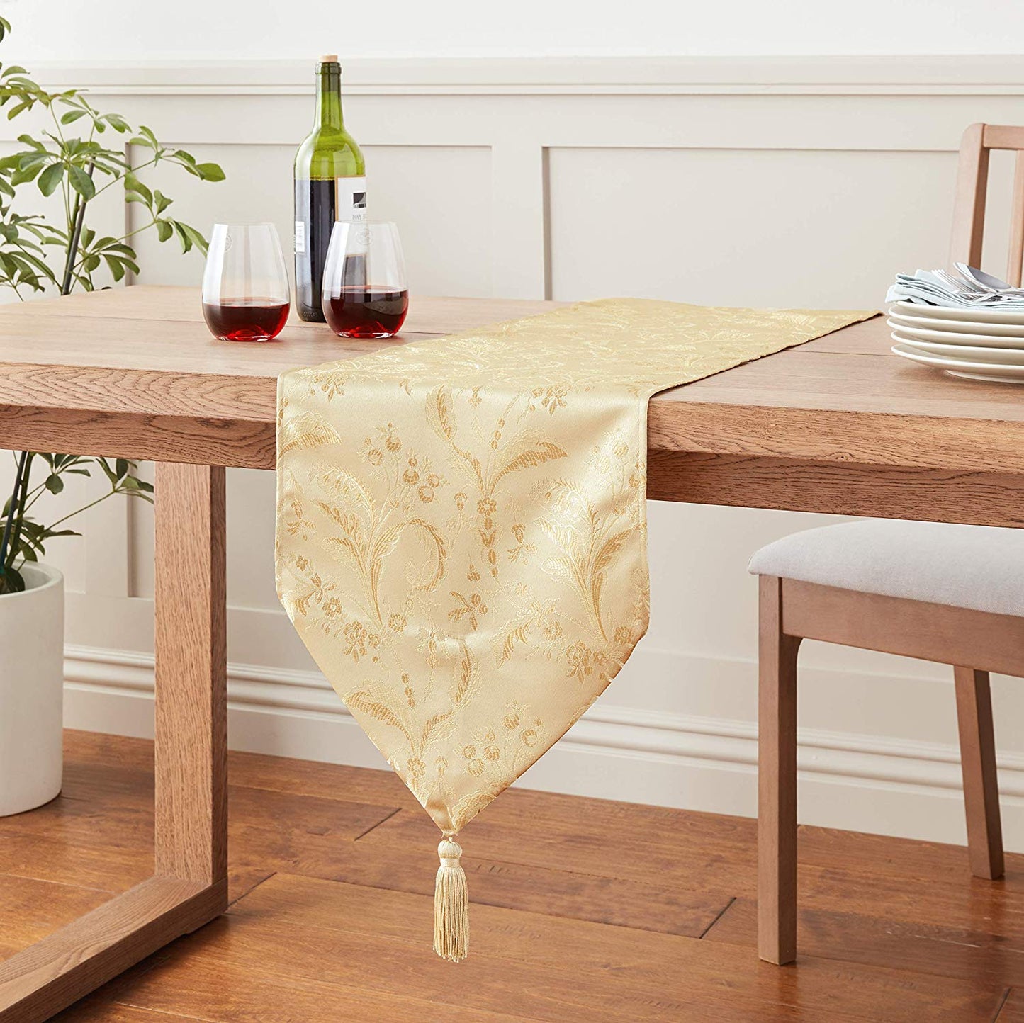 Luxury Damask Decorative Table Runner
